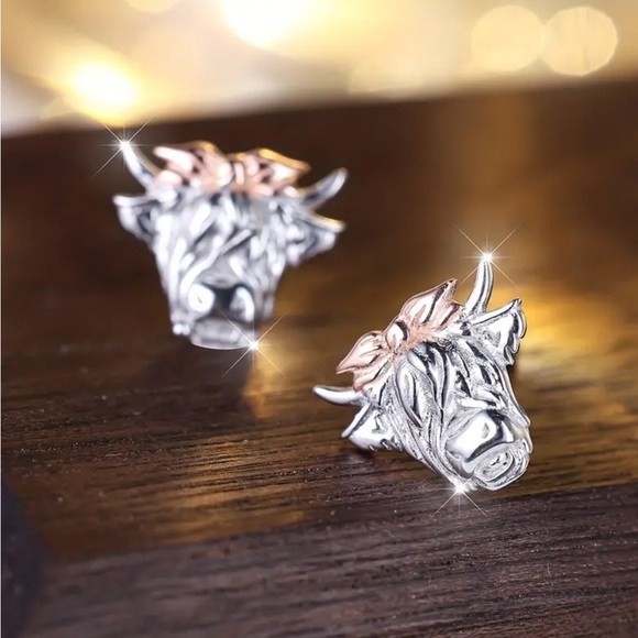 Sterling Silver Cow Head Stud Earrings - Picture 2 of 4